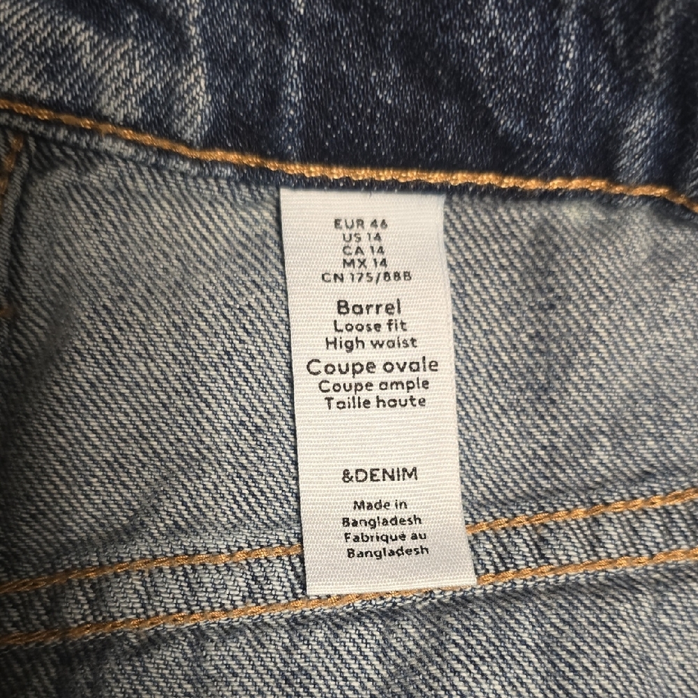 H&M Blue Barrel Jeans